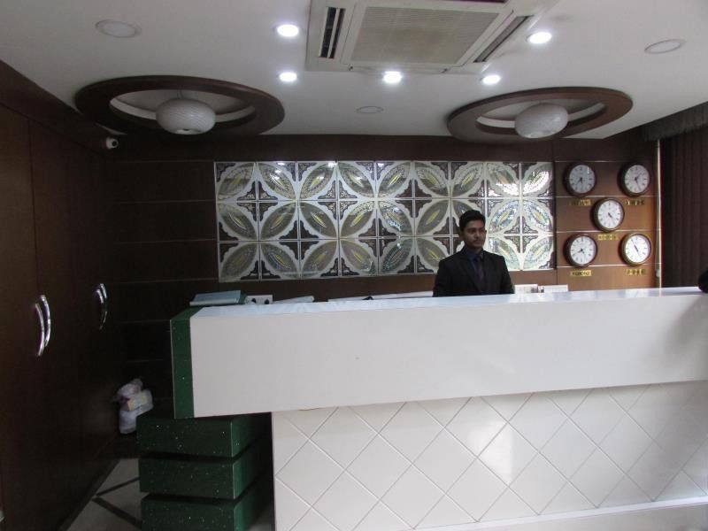 Hotel Emerald Kalkutta Kültér fotó