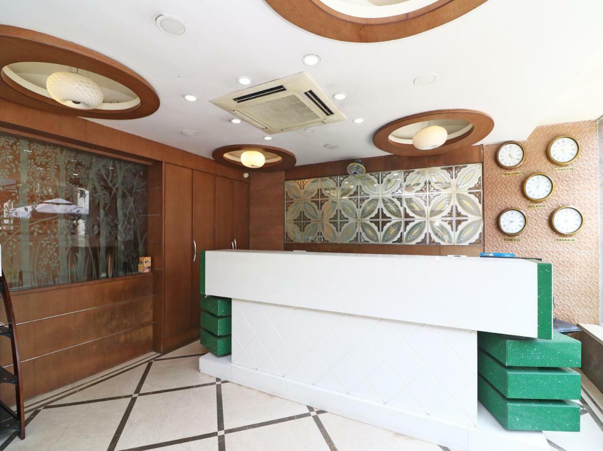 Hotel Emerald Kalkutta Kültér fotó